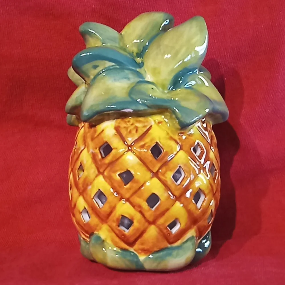 Tea Light Candle Lamp. PINEAPPLE Ceramic Holder. By Island Heritage 2007. - Picture 3 of 14